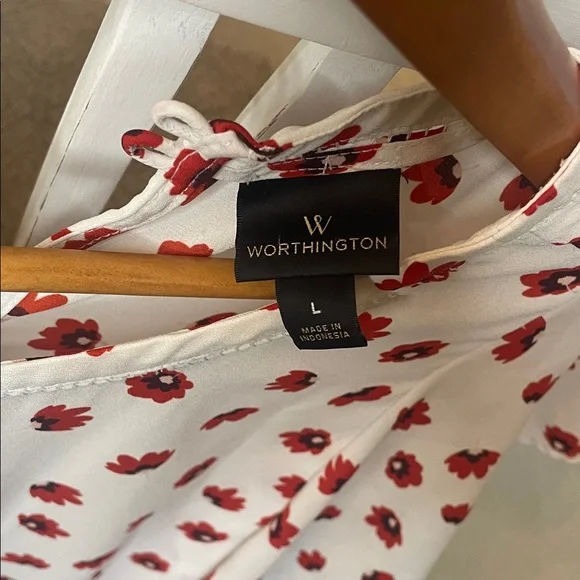 Worthington Red Floral Women's Blouse - Picture 2 of 3